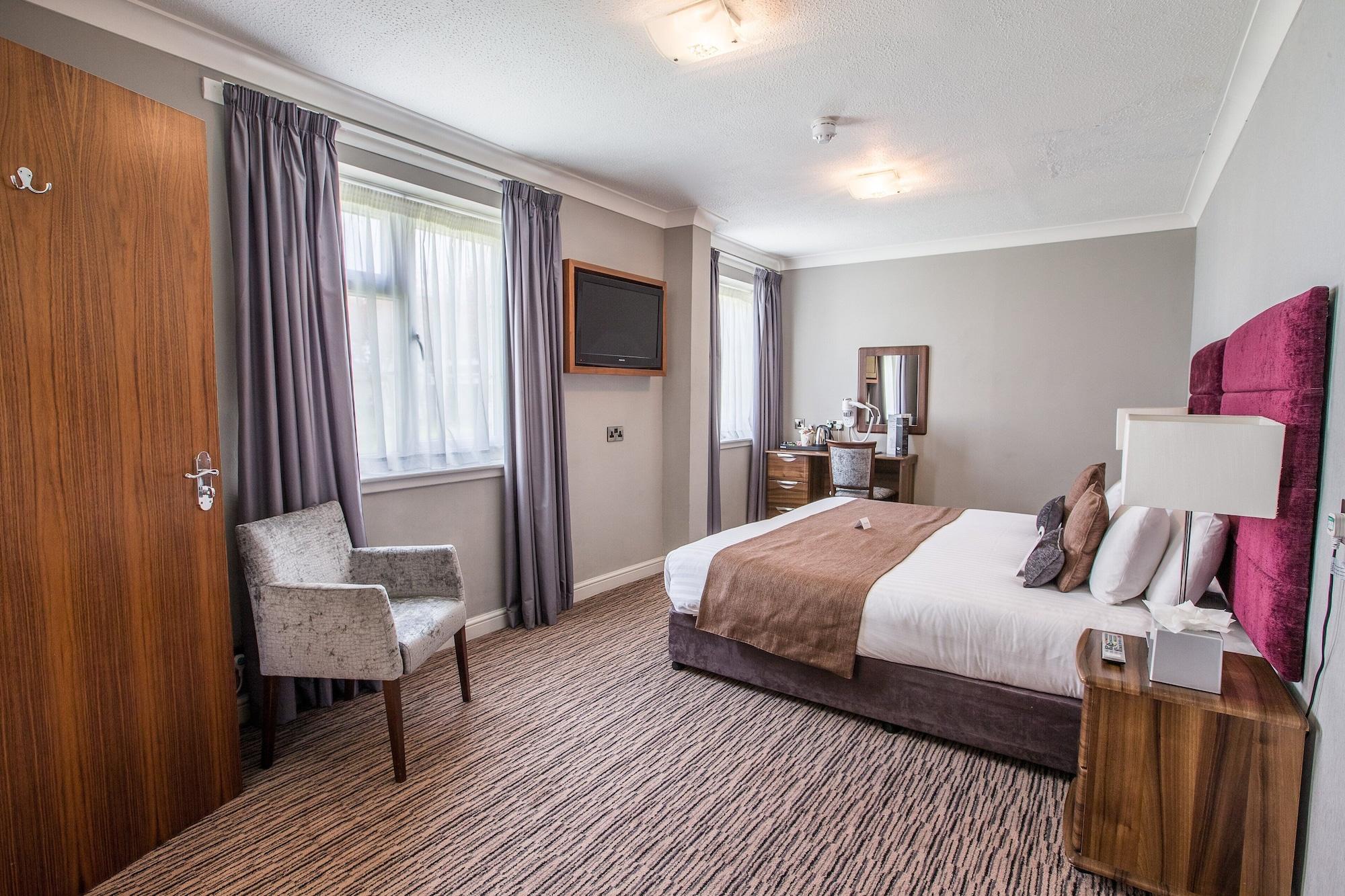 The Mount Country Manor Hotel & Golf Wolverhampton Exteriör bild