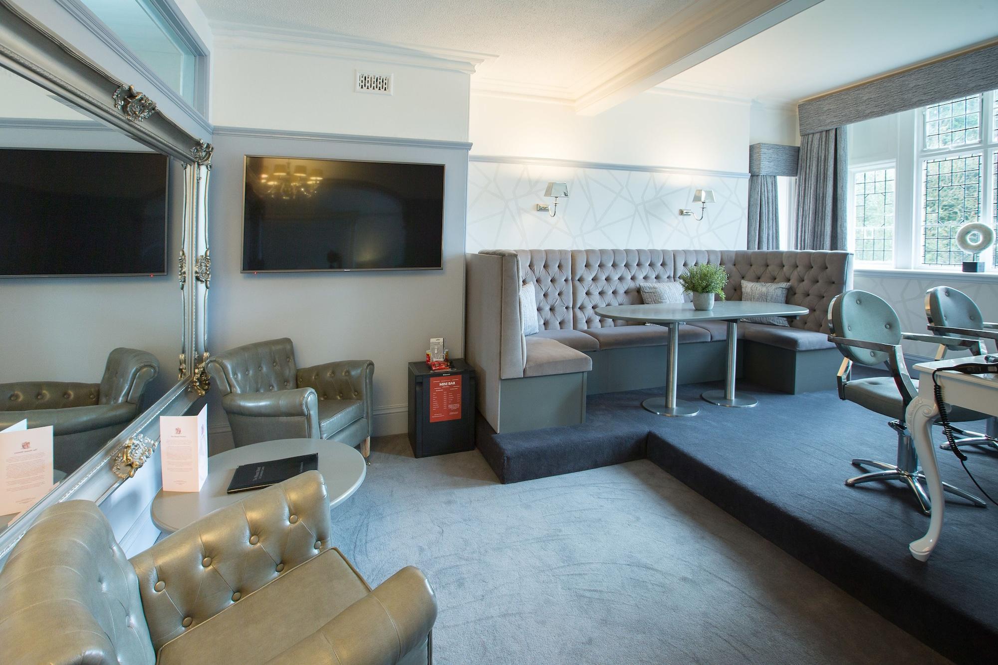 The Mount Country Manor Hotel & Golf Wolverhampton Exteriör bild