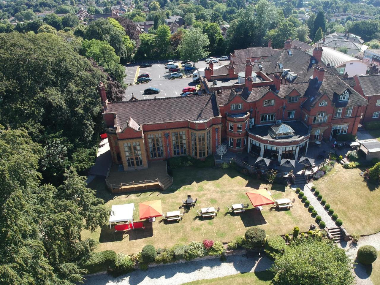 The Mount Country Manor Hotel & Golf Wolverhampton Exteriör bild